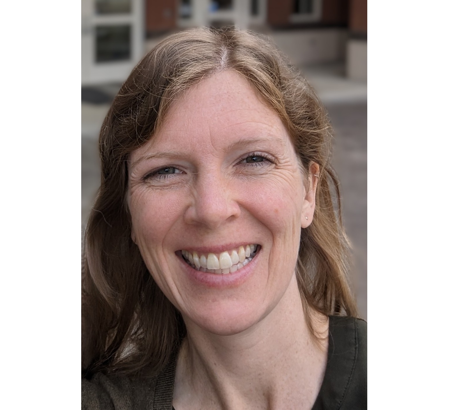 Photo of Dr. Carrie Fahey